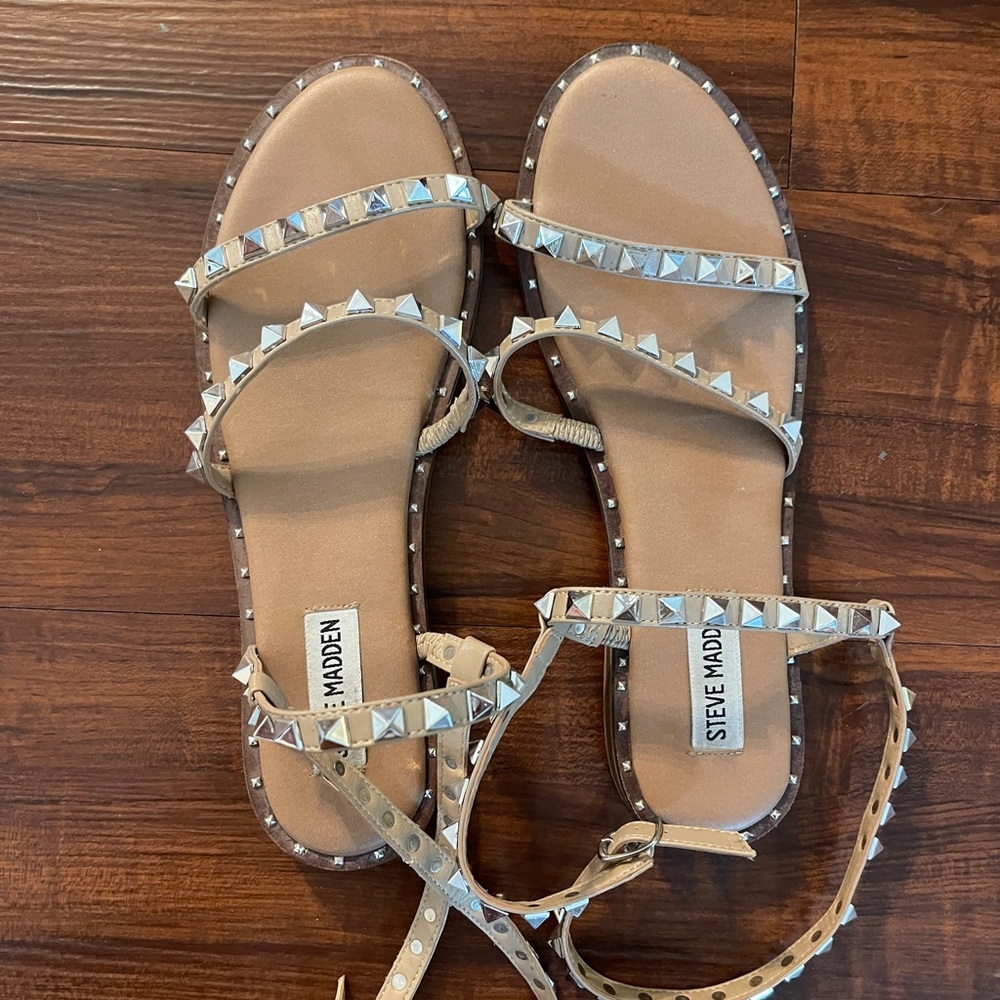 Steve Madden Beige Studded Sandals
